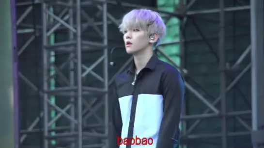 HD FANCAM 150801 EXO Baekhyun Baby Dont Cry @ EXOluXION in Chengdu