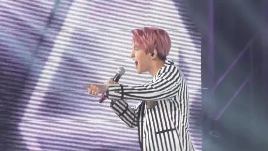 151017 EXOlution in 広州 CALL ME BABY - Baekhyun focus