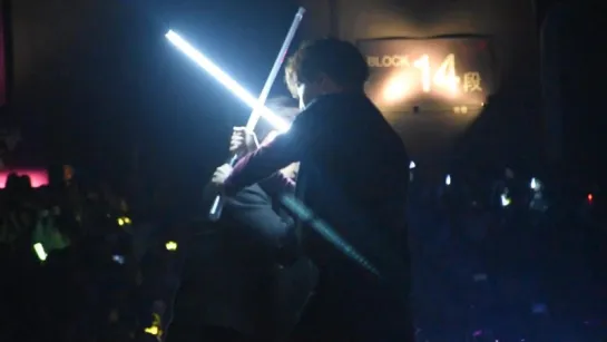 151202 MNET ASIA MUSIC AWARD IN HK EXO LIGHTSABER SEHUN KAI SOLO (STARWAR)