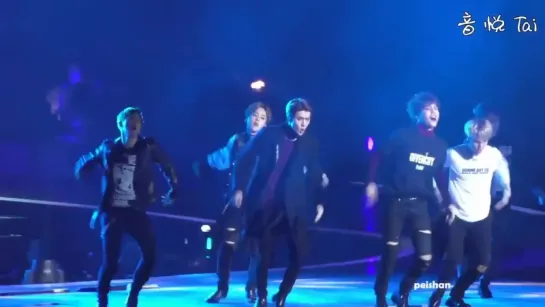 151202 EXO Sehun 세훈 Lightsaber at MAMA[Fancam]2