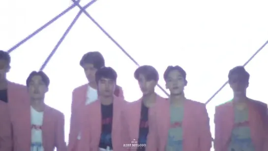 EXO D.O left out  push Sehun away