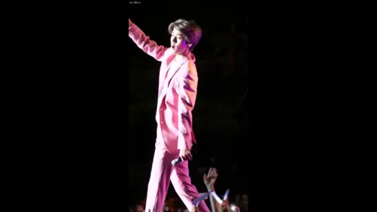 151004 EXO - Lucky [세훈]직캠 Fancam (영동대로)