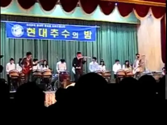 EXO-K Chanyeol playing guitar in his school band (pre-debut)