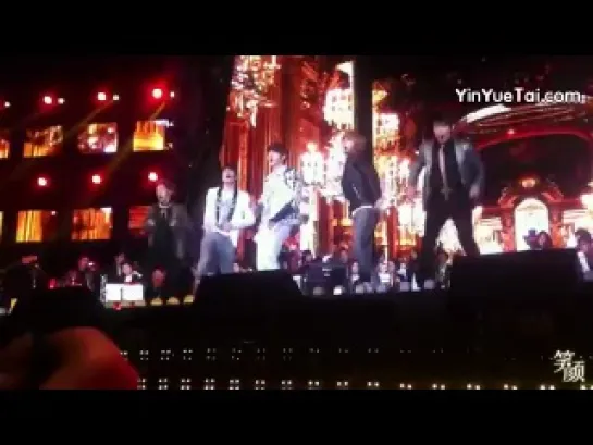 [Fancam] 111229 Luhan @ 2011 SBS Gayo Daejun