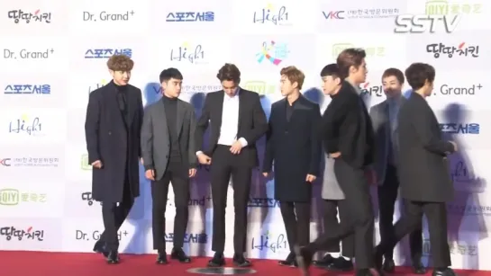 160114 EXO - Seoul Music Awards Red Carpet