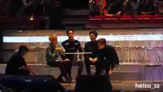 HD Fancam 151202 EXO ChanBaek Arm Wrestling @ MAMA 2015