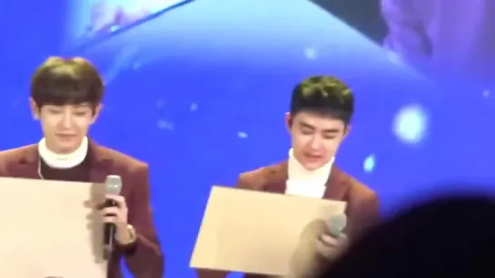 [Fancam] 151210 EXO - Play Game @ SING FOR YOU Comeback Showcase