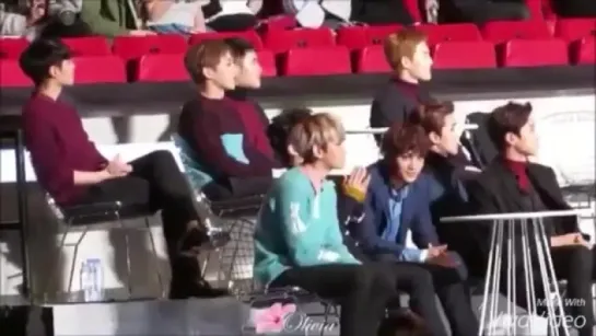 151202 EXO watching f(x)  Pet Shop Boys Performance KaiStal Moment