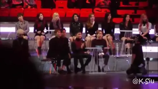 [Fancam] 151202 EXO, TWICE react to Show Me the Rapstar @ 2015MAMA