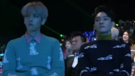 151202 EXO 엑소 BIG BANG 빅뱅 reaction to iKON 아이콘 RHYTHM TA @ MAMA 2015 [Fancam]