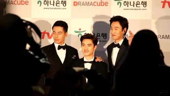 [FANCAM] 141115 - 2014 Daejeon Drama Festival APAN Star Award - Red Carpet