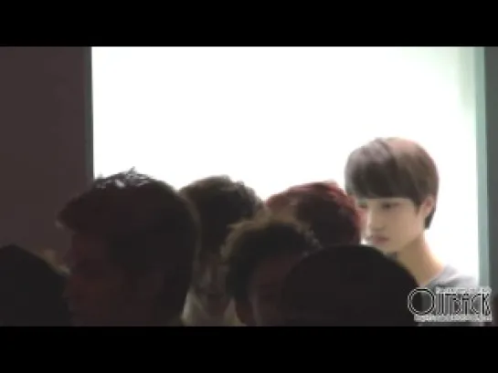 [FANCAM] 120810 EXO @ S.M.ART EXHIBITION everysing