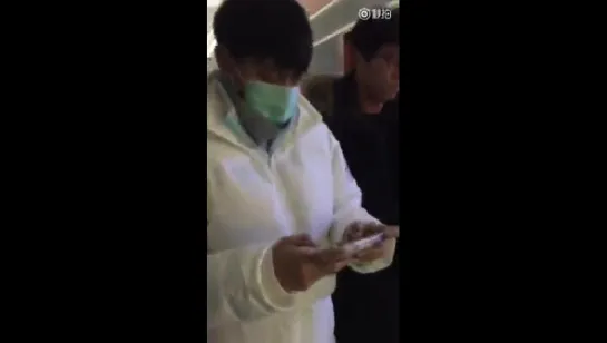 [fancam] 151204 Z.TAO @ Shenyang Airport Departure