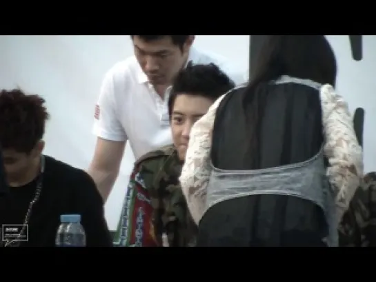 |FANCAM| 130615 Cheongnyangni Fansign (Chanyeol focus)