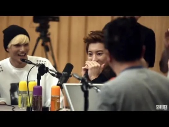 |FANCAM| 130711 SBS-R POWER FM Cultwo Show (Chanyeol beatbox)