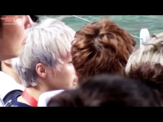 |FANCAM| 130814 Korea VS Peru Soccer Match (Chanyeol & Luhan focus)