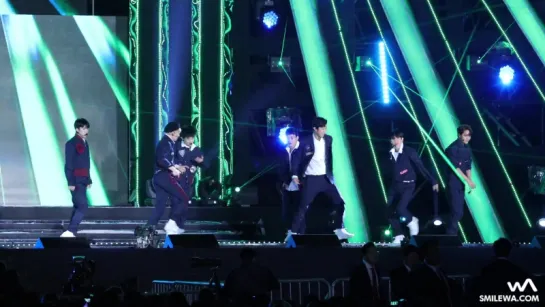 171101 EXO - Power  @ Pyeongchang Winter Olympics D-100 Concert Fancam