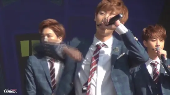 |FANCAM| 131013 Halloween OneMount Festival - XOXO (Chanyeol focus)