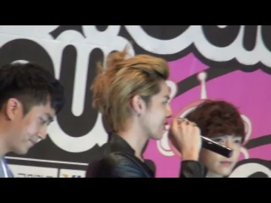 [FANCAM] EXO (Suho, Kris, Chanyeol, Lay) @ SMTown Welcome Party