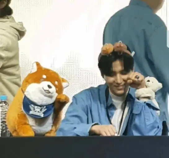 190110 Yeouido Fansign YoungK I see no diffrence