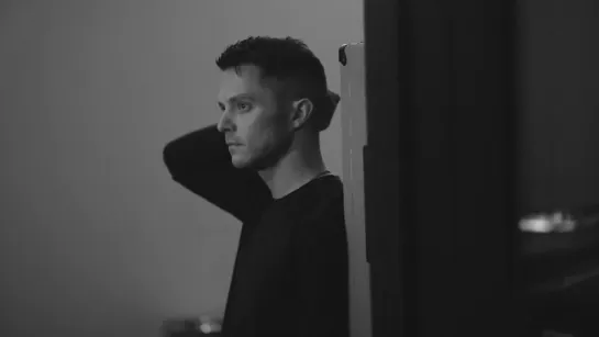 Eli Lieb & Steve Grand “Look Away” (Video Premiere)