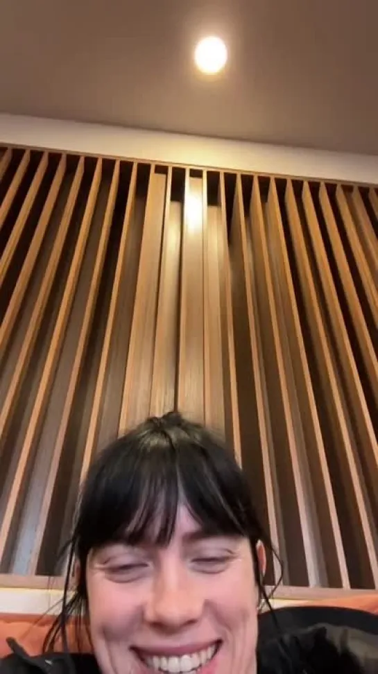 TikTok (@billieeilish)