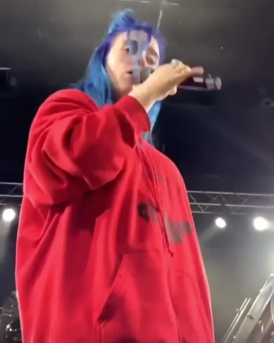 Billie Eilish live / San Diego