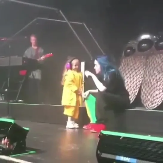 billie eilish live / Austin