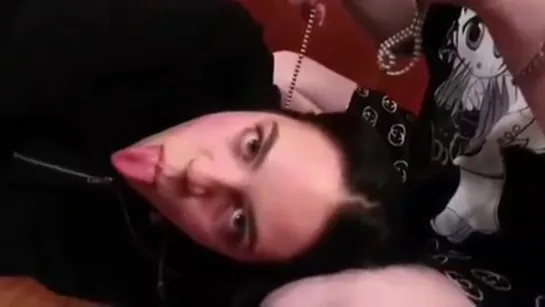 Billie in Claudia's vlog [6]