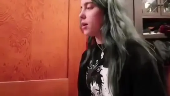 Billie in Claudia's vlog [4]