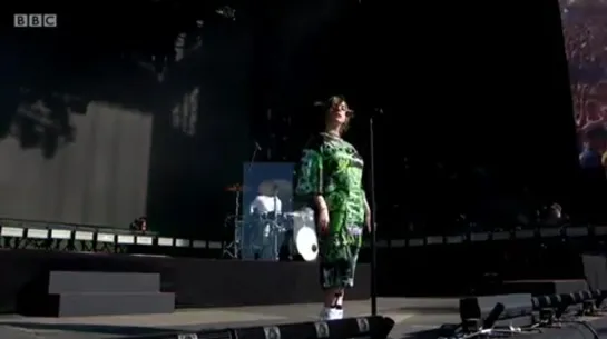 billie performing “wish you were gay” at reading and leeds festival