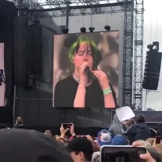 billie performing at pukkelpop in belgium