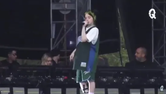 billie performing “you should see me in a crown” at FM frequency festival