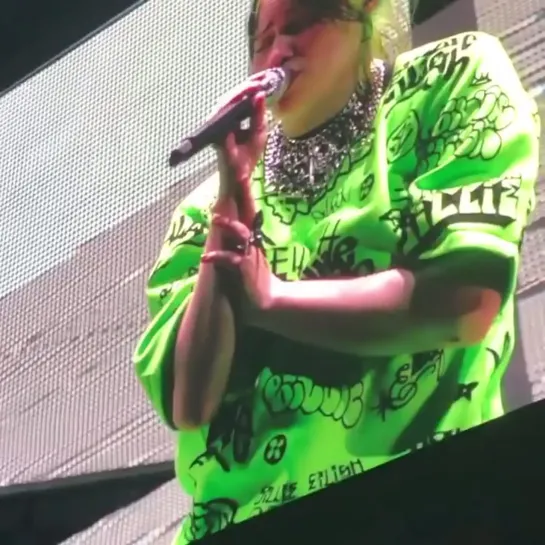 billie performing at summerfest in milwaukee 06.06.19