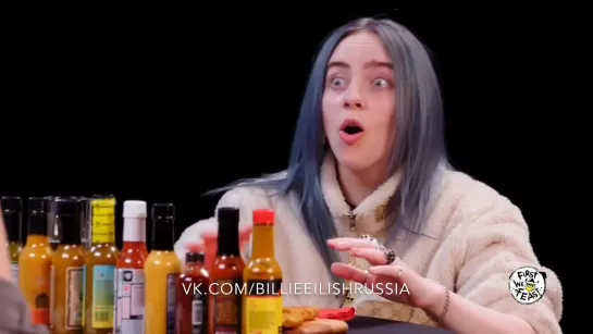 Billie Eilish at Hot Ones (русская озвучка)