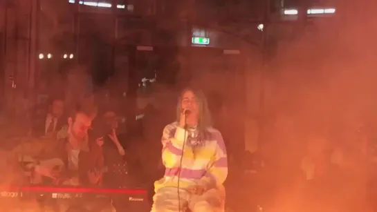 billie performing ‘bellyache’ today at the 3FM exclusive