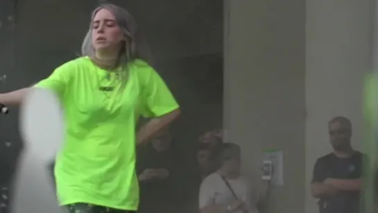 Billie Eilish - My Boy clips ~ Lollapalooza 2018