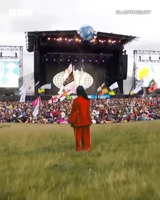 billie via @bbcglasto on ig