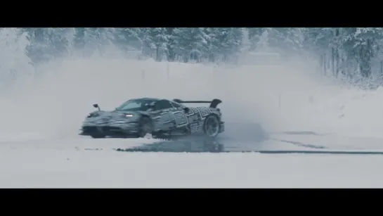 Huayra на снегу