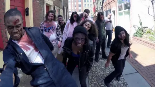 ZOMBIE APOCALYPSE PRANK!