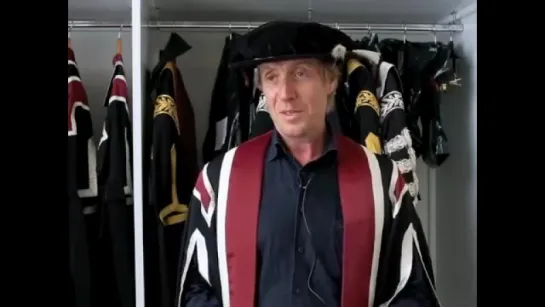 Swansea University -Rhys Ifans receives honorary degree July 2015