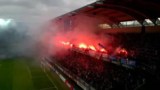 IFK Göteborg 0-1 Malmö FF . Фанаты перед стартом матча