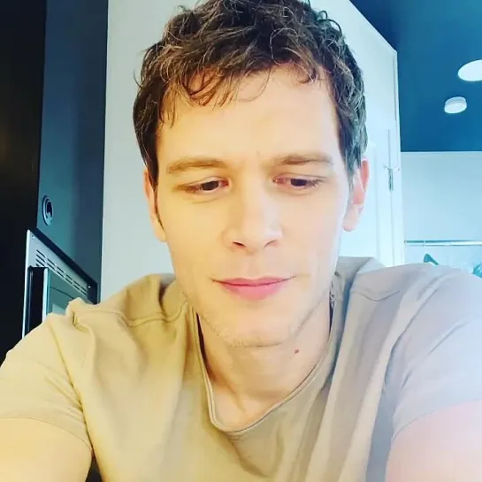 Joseph Morgan on Instagram [12.05.22]