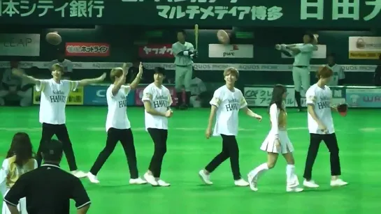 20140426 HAWKS×U-KISS 始球式 season-opening ceremony