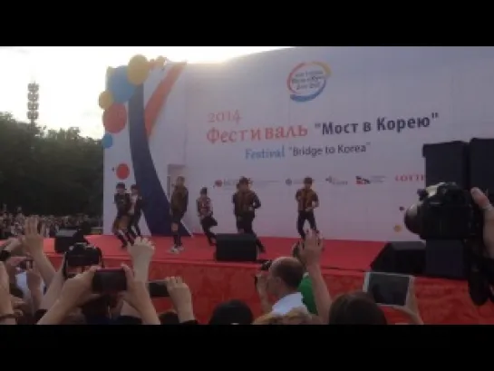 BTS в России 2014 / Мост в Корею 2014