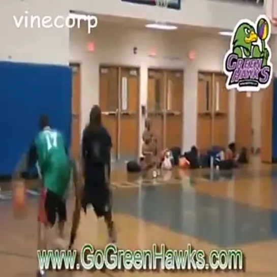 Washington Greenhawks with an insane crossover