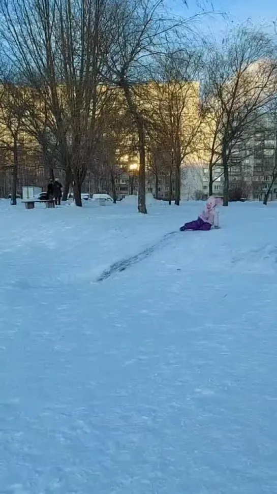 Видео от Анастасии Сакмаровой-Видмайер