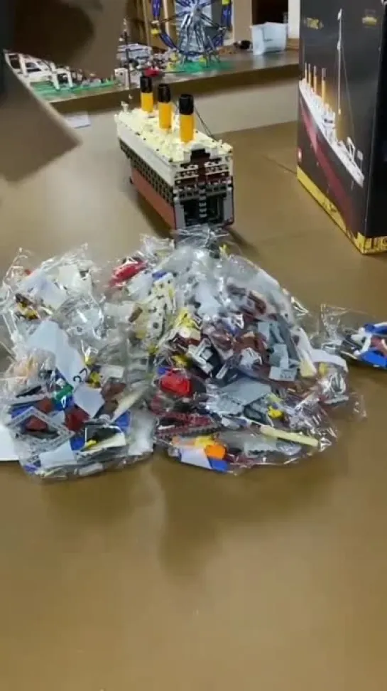 LEGO Титаник