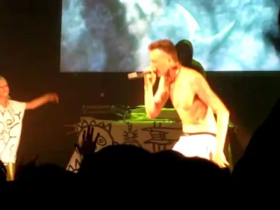 Die antwoord - Fish paste (Live)