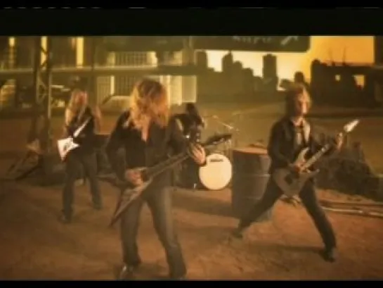 Megadeth - Never Walk Alone